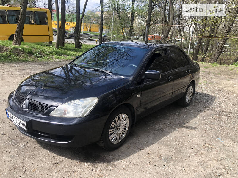 Mitsubishi Lancer