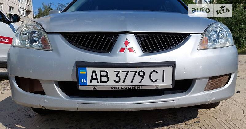 Mitsubishi Lancer