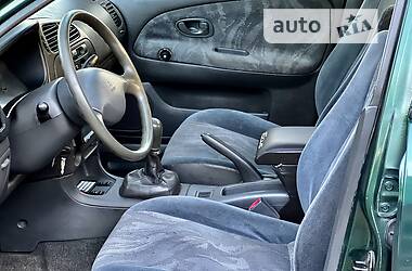Седан Mitsubishi Lancer 1999 в 