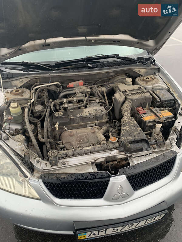 Седан Mitsubishi Lancer 2008 в Софиевской Борщаговке