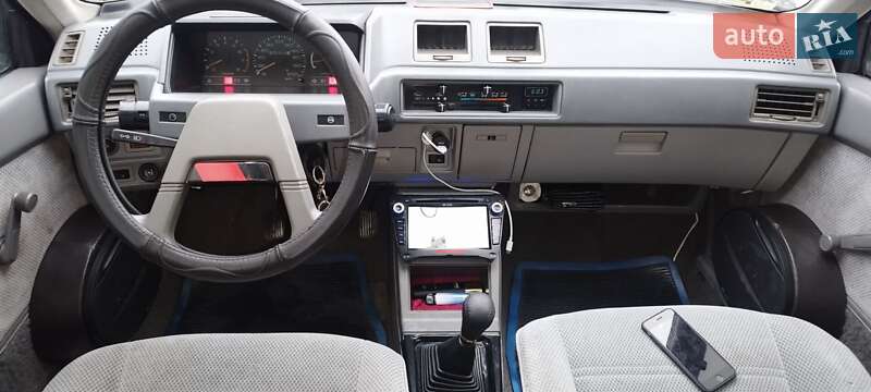 Седан Mitsubishi Lancer 1986 в Виннице фото 2 Седан Mitsubishi Lancer 1986 в Виннице