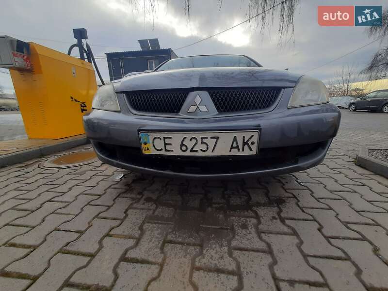 Седан Mitsubishi Lancer 2008 в Черновцах