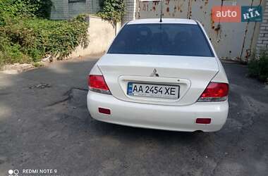 Седан Mitsubishi Lancer 2008 в Киеве