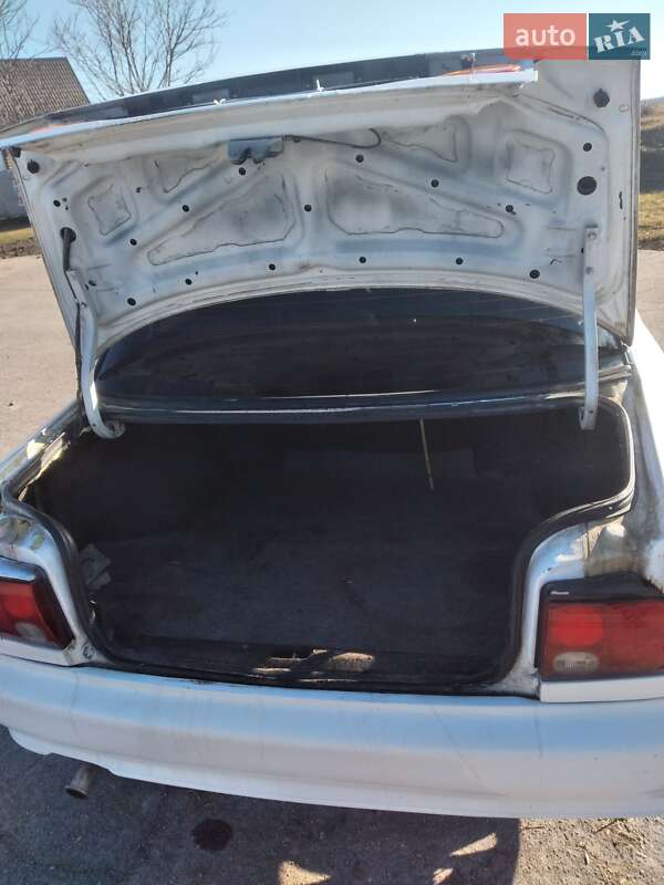 Седан Mitsubishi Lancer 1995 в Киеве фото 4 Седан Mitsubishi Lancer 1995 в Киеве