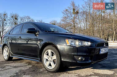 Хэтчбек Mitsubishi Lancer 2009 в 