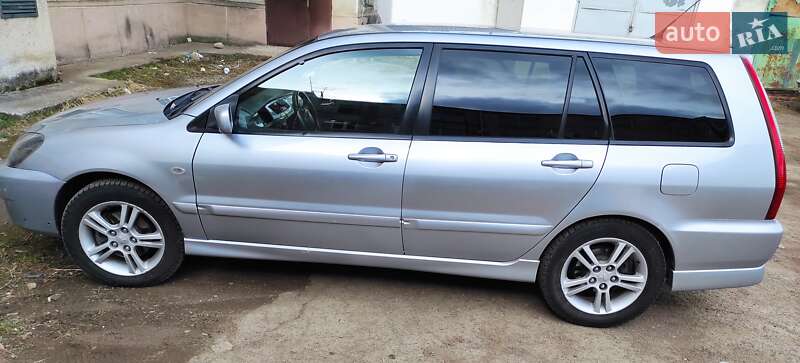 Универсал Mitsubishi Lancer 2005 в Надворной