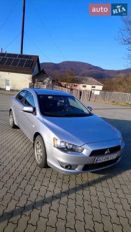 Седан Mitsubishi Lancer 2007 в Сваляві