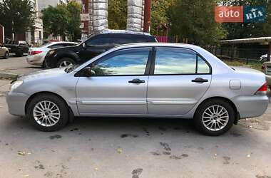 Седан Mitsubishi Lancer 2005 в Днепре