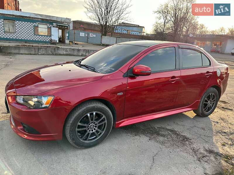 Седан Mitsubishi Lancer 2014 в Днепре