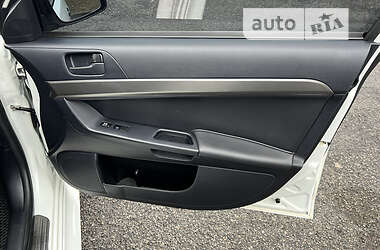 Седан Mitsubishi Lancer 2011 в 