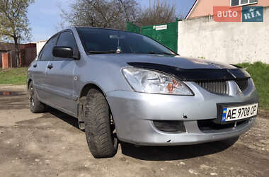 Седан Mitsubishi Lancer 2004 в Днепре