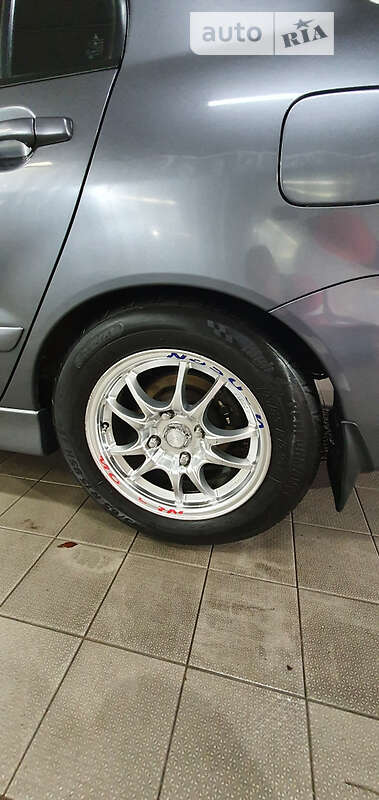 Седан Mitsubishi Lancer 2006 в Корце