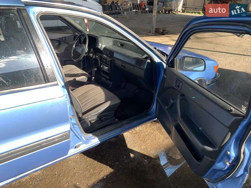 Седан Mitsubishi Lancer 1991 в Дрогобичі фото Седан Mitsubishi Lancer 1991 в Дрогобичі