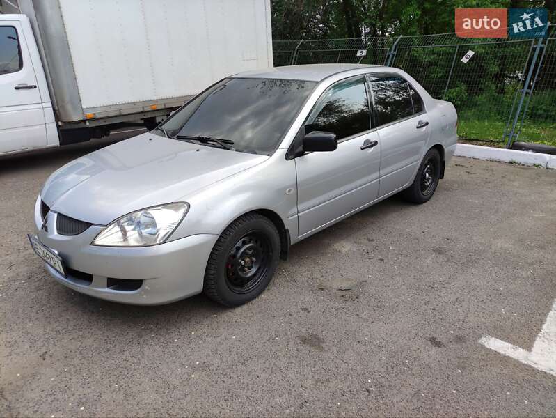Седан Mitsubishi Lancer 2004 в Кривом Роге
