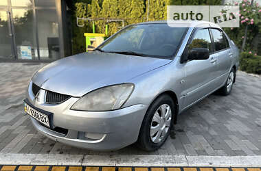 Седан Mitsubishi Lancer 2005 в Киеве