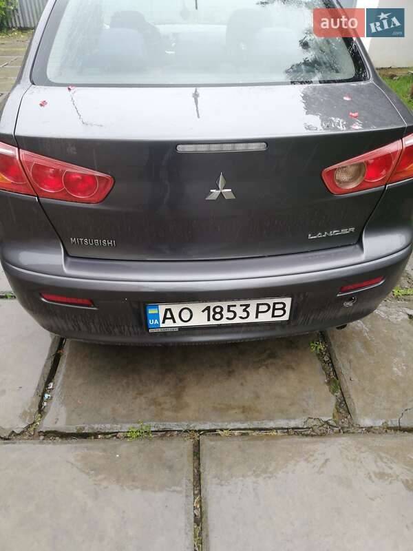 Седан Mitsubishi Lancer 2008 в Ужгороде