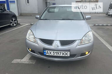 Седан Mitsubishi Lancer 2004 в Харькове