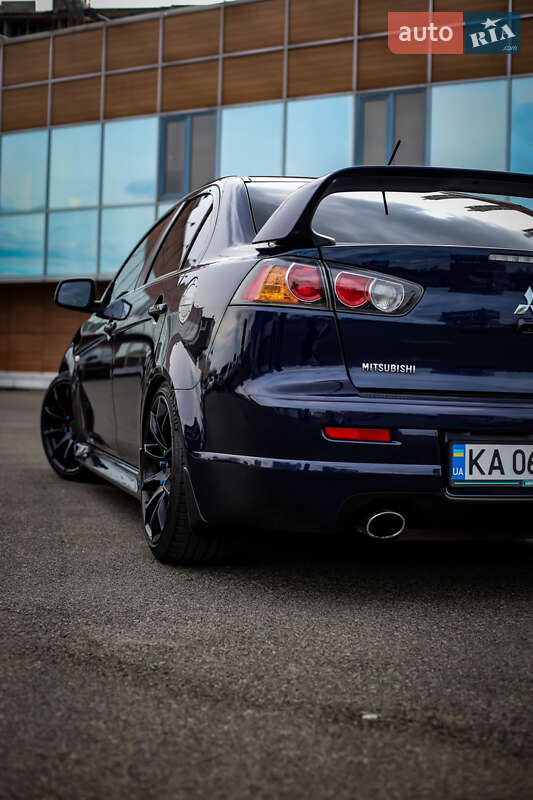 Седан Mitsubishi Lancer 2013 в Киеве