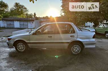 Седан Mitsubishi Lancer 1990 в Первомайську
