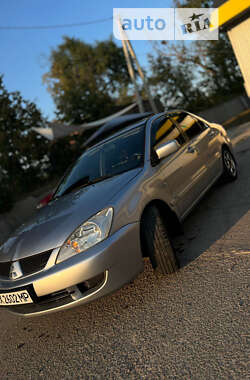 Седан Mitsubishi Lancer 2006 в Ізюмі