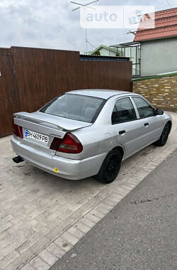 Седан Mitsubishi Lancer 1996 в 