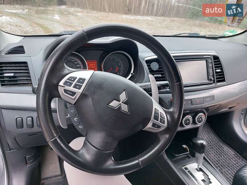 Седан Mitsubishi Lancer 2007 в Луцке