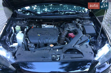 Седан Mitsubishi Lancer 2009 в 