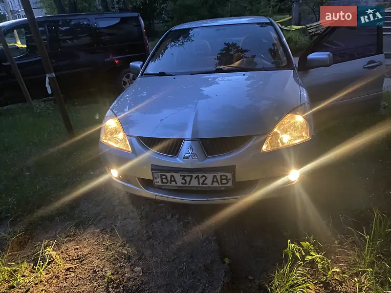 Mitsubishi Lancer