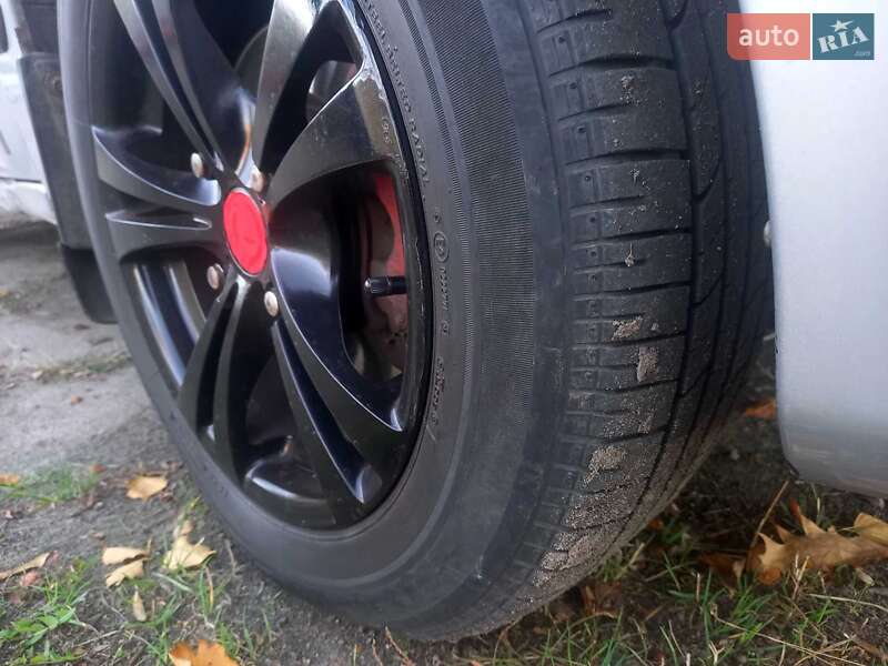 Седан Mitsubishi Lancer 2003 в Черкассах