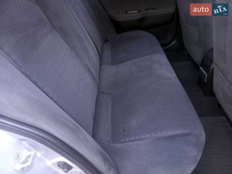 Седан Mitsubishi Lancer 2003 в Черкассах