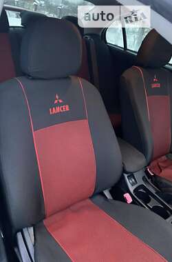 Седан Mitsubishi Lancer 2007 в Киеве