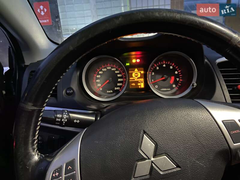 Седан Mitsubishi Lancer 2008 в Карловке