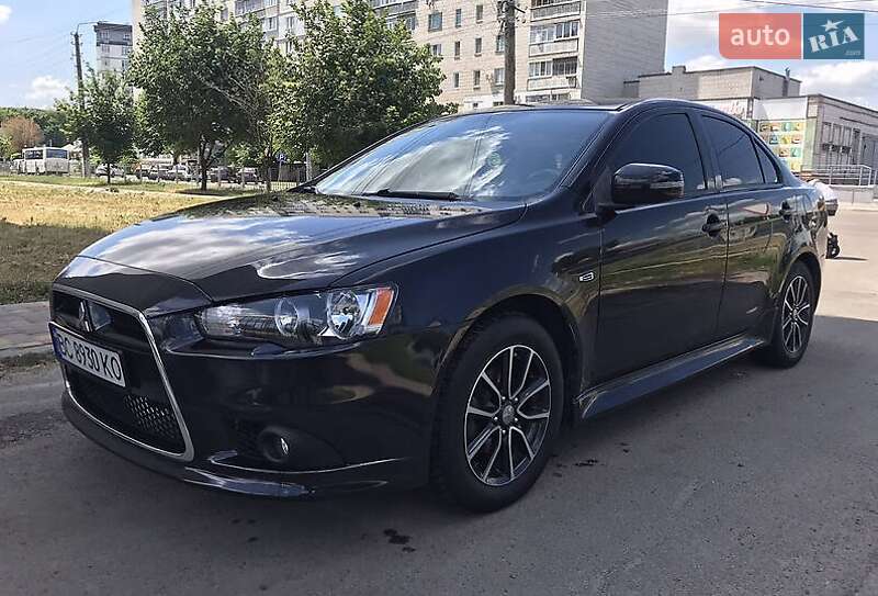 Седан Mitsubishi Lancer 2015 в Івано-Франківську