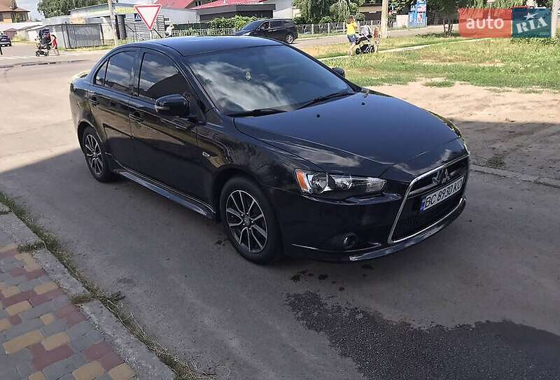 Седан Mitsubishi Lancer 2015 в Івано-Франківську