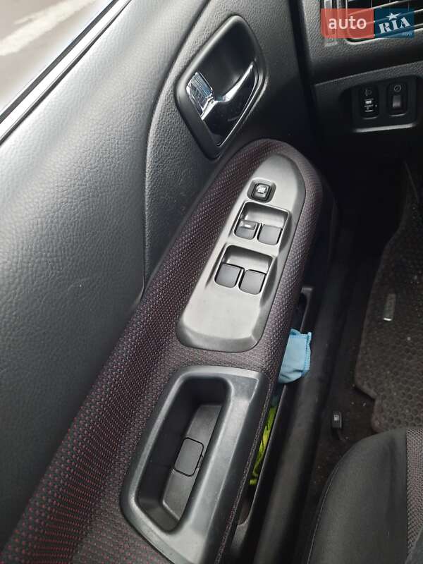 Универсал Mitsubishi Lancer 2005 в Киеве