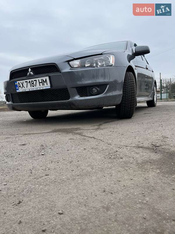 Mitsubishi Lancer 2011