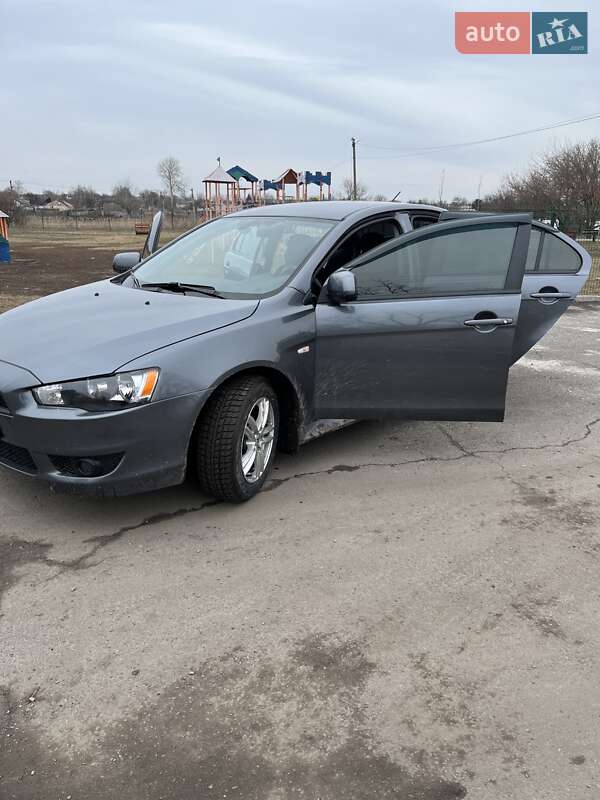 Седан Mitsubishi Lancer 2011 в Харькове