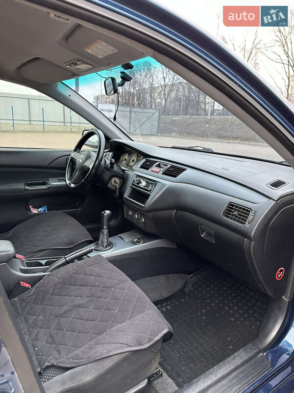 Седан Mitsubishi Lancer 2006 в Полтаві