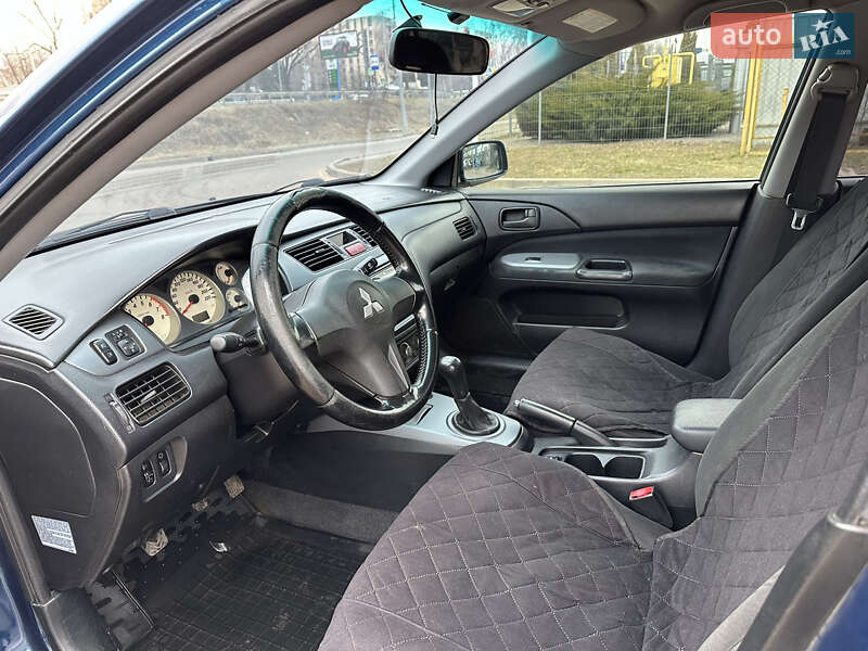 Седан Mitsubishi Lancer 2006 в Полтаві