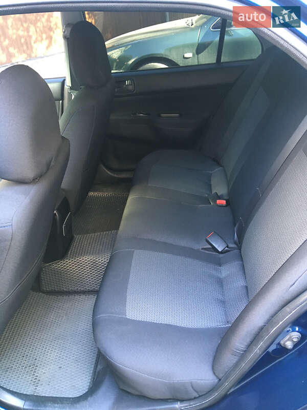 Седан Mitsubishi Lancer 2006 в Измаиле