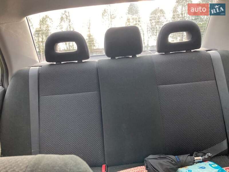 Седан Mitsubishi Lancer 2008 в Новояворовске