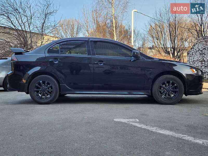 Седан Mitsubishi Lancer 2012 в Кам'янському