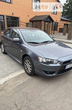 Седан Mitsubishi Lancer 2011 в Киеве