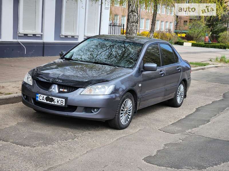 Седан Mitsubishi Lancer 2006 в Черкассах