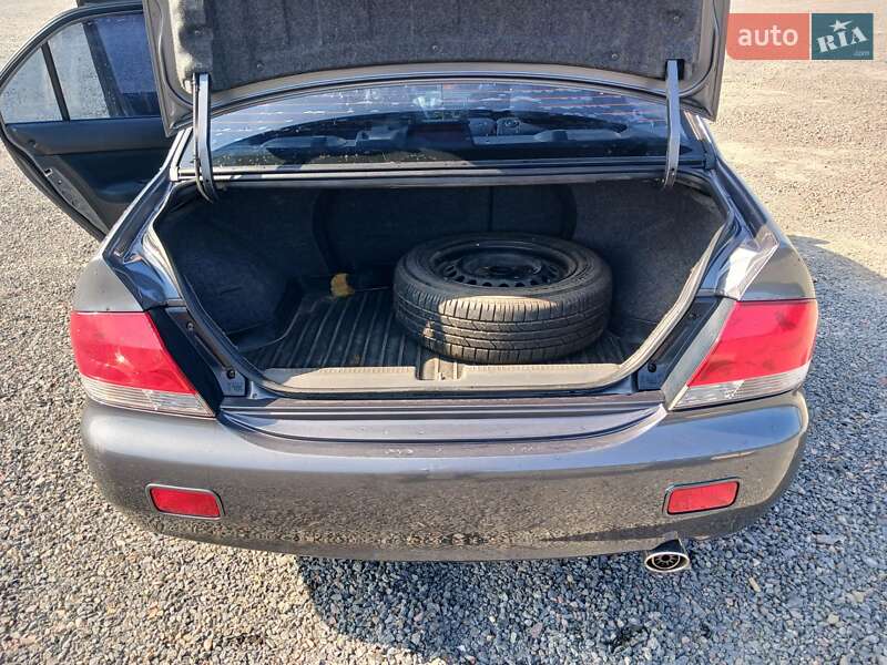 Седан Mitsubishi Lancer 2007 в Рокитном