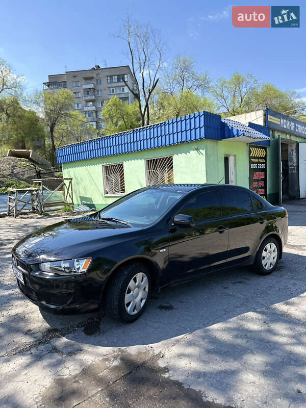 Седан Mitsubishi Lancer 2008 в Каменском