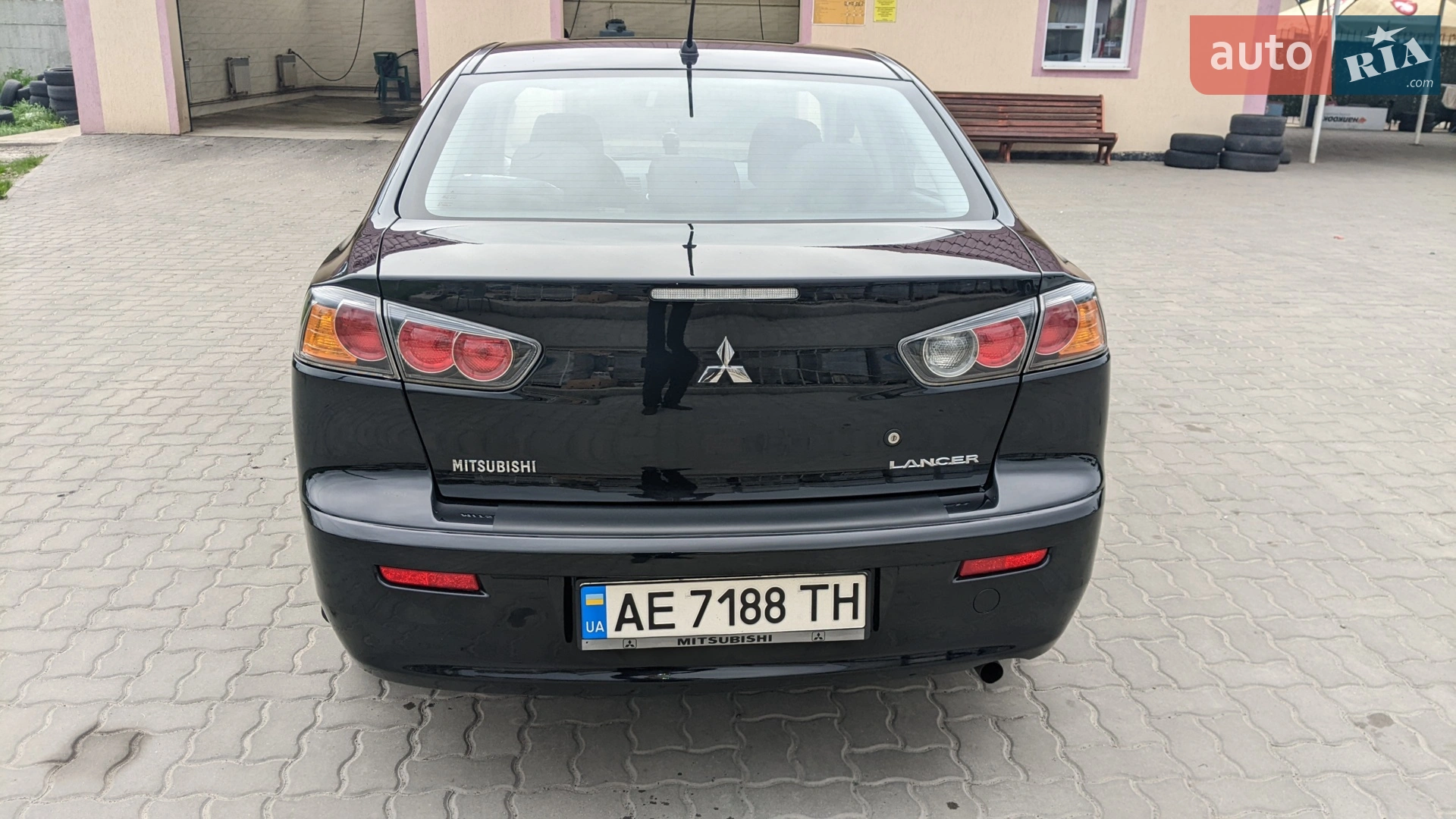 2010 Mitsubishi Lancer - мініатюра 7