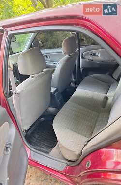Седан Mitsubishi Lancer 1995 в 