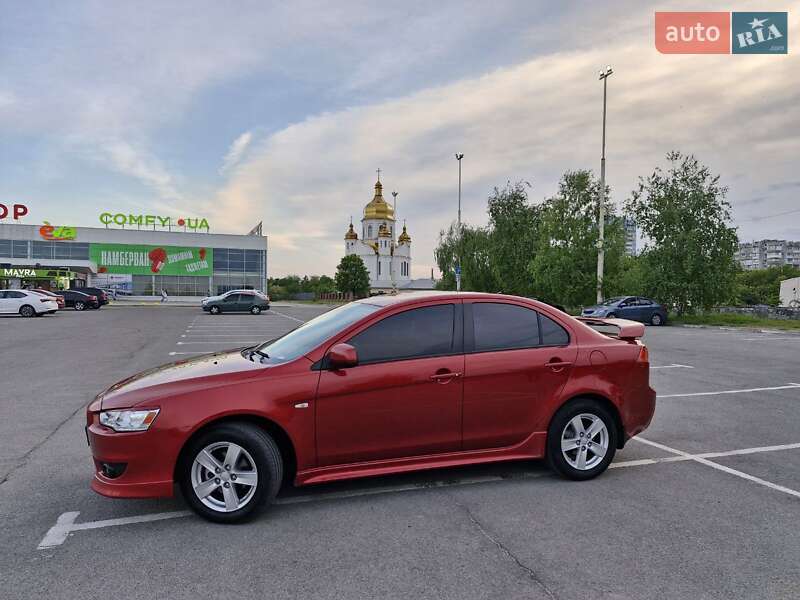 Седан Mitsubishi Lancer 2008 в Запорожье