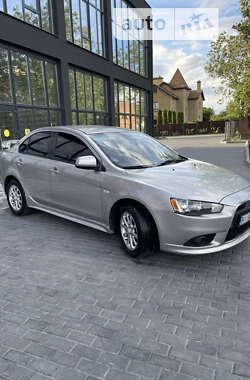 Седан Mitsubishi Lancer 2013 в Полтаві